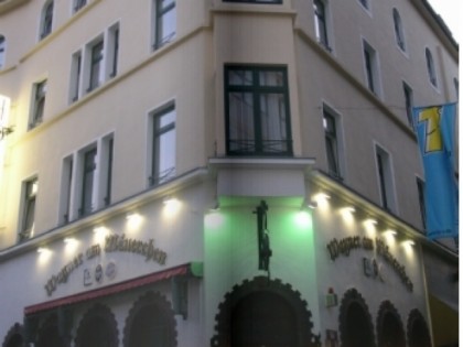 Foto: Wagner am Mauerchen